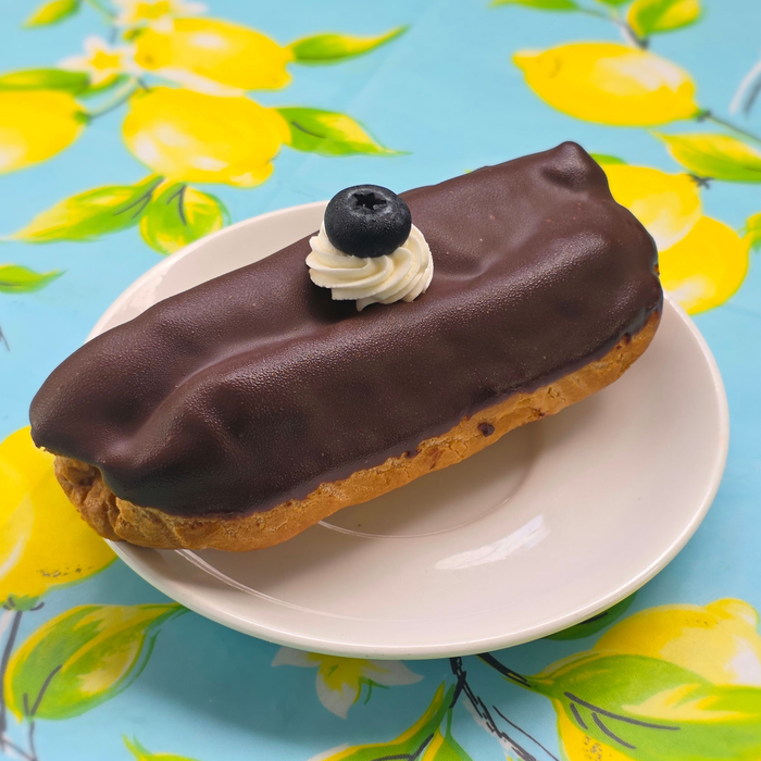 Classic Italian Eclairs