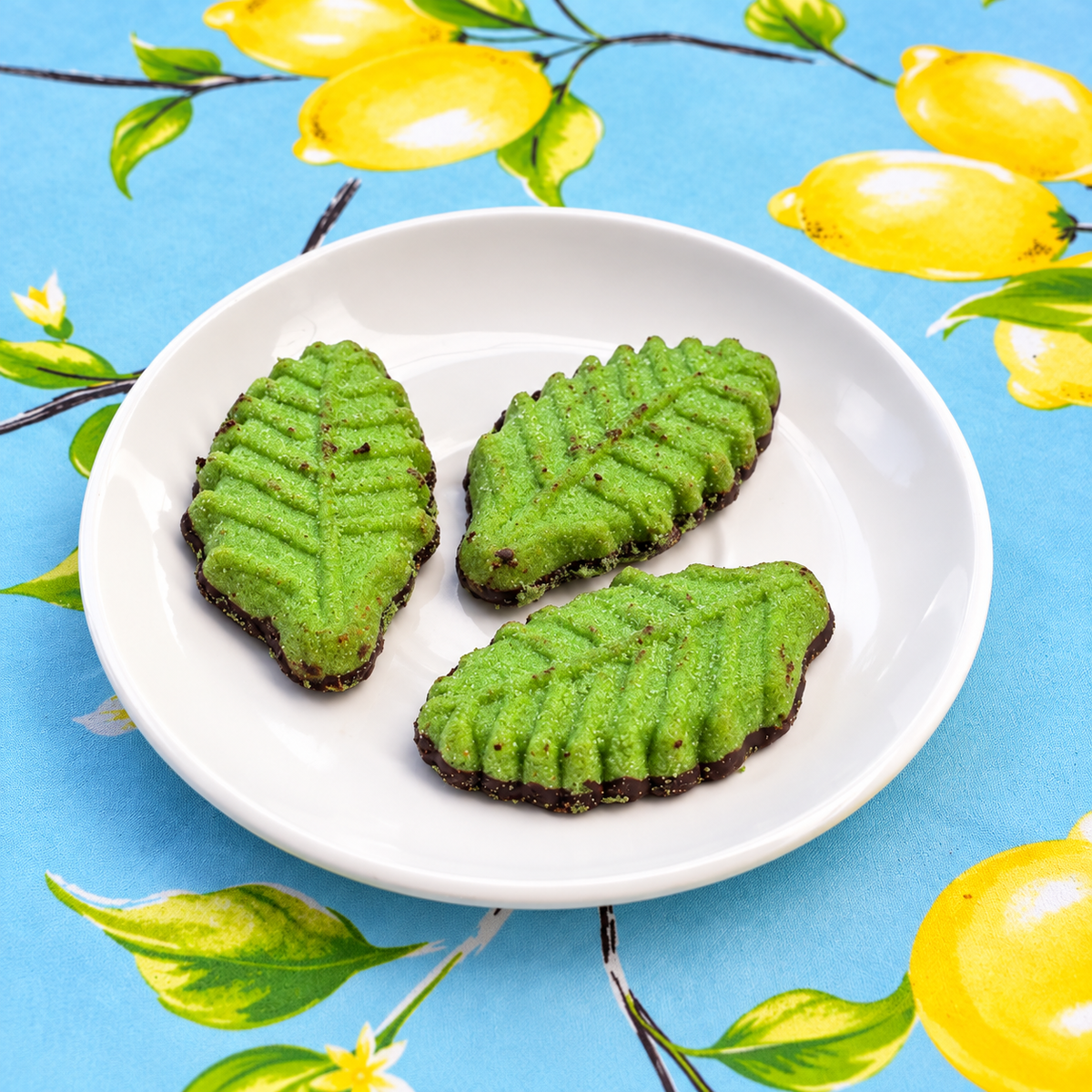 Pistachio Leaf Cookies