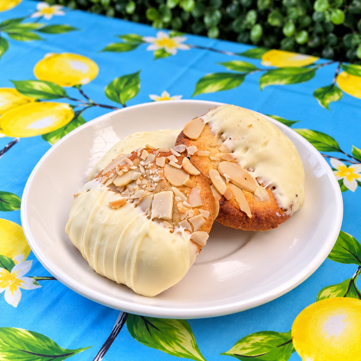 White Chocolate Almond Cookie