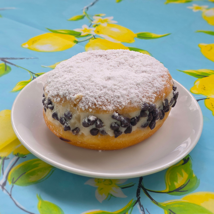 Cannoli Donut